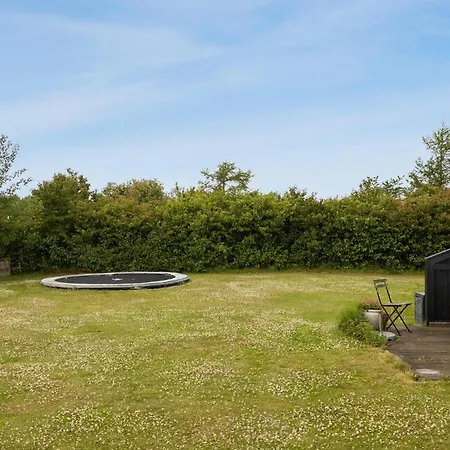 6 Bedroom Cozy In Holiday home